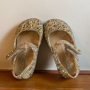 Mini Melissa Campana